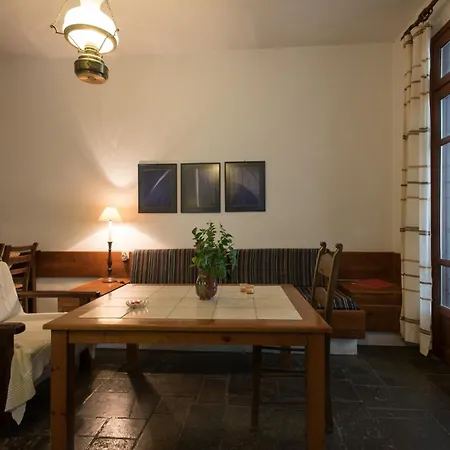 Lägenhetshotell Proimos Maisonnettes