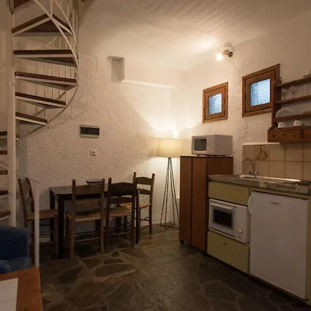 Proimos Maisonnettes Lägenhetshotell Platanés