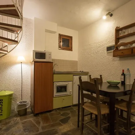 Proimos Maisonnettes Lägenhetshotell